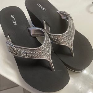 Guess brand new wedges